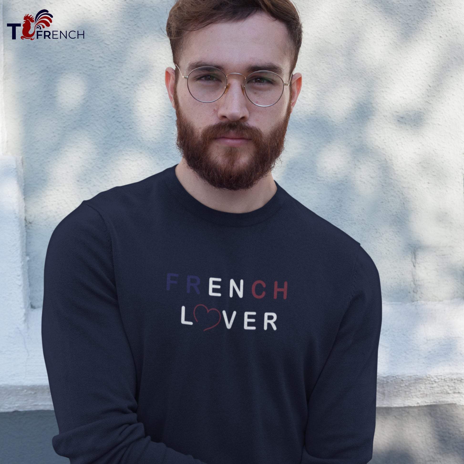 sweat homme bio french lover de T-French, sweat french lover, sweat saint valentin, sweat shirt french touch, sweatshirt homme french lover, sweat amour, sweat french touch, pull french lover, sweat séducteur, pull amour, sweat french lover bleu marine
